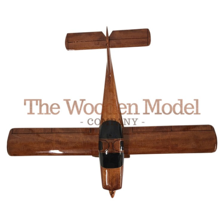 Piper PA-38-112 Tomahawk Small Passenger Aircraft Desktop Model.