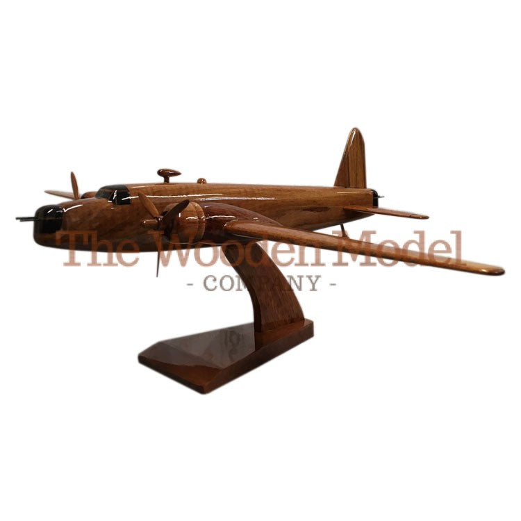 Vickers Wellington RAF RAAF RCAF FAA WW2 Medium 2 Engine Bomber Aircraft Wooden Desktop Model