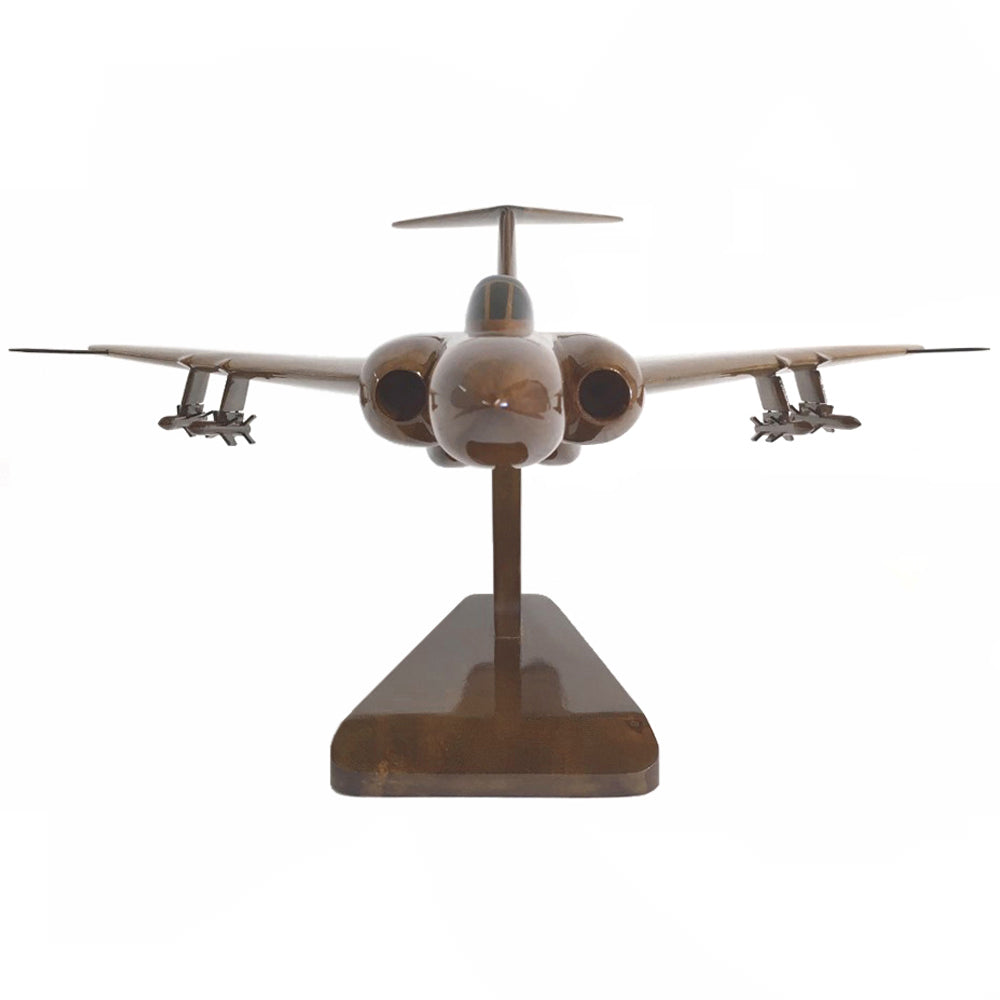 Gloster Javelin RAF T-Tailed Delta-Wing Subsonic Interceptor Military Aircraft Executive Wooden Desktop Model.