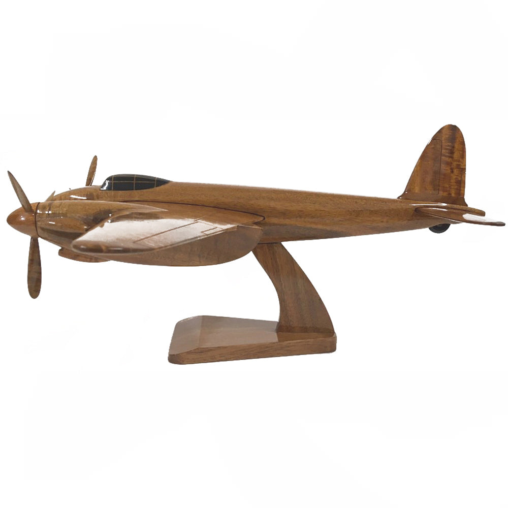 de Havilland DH.98 Mosquito RAF RCAF RAAF USAF WW11 Multirole Fighter-Bomber Aircraft Executive Wooden Desktop Model.